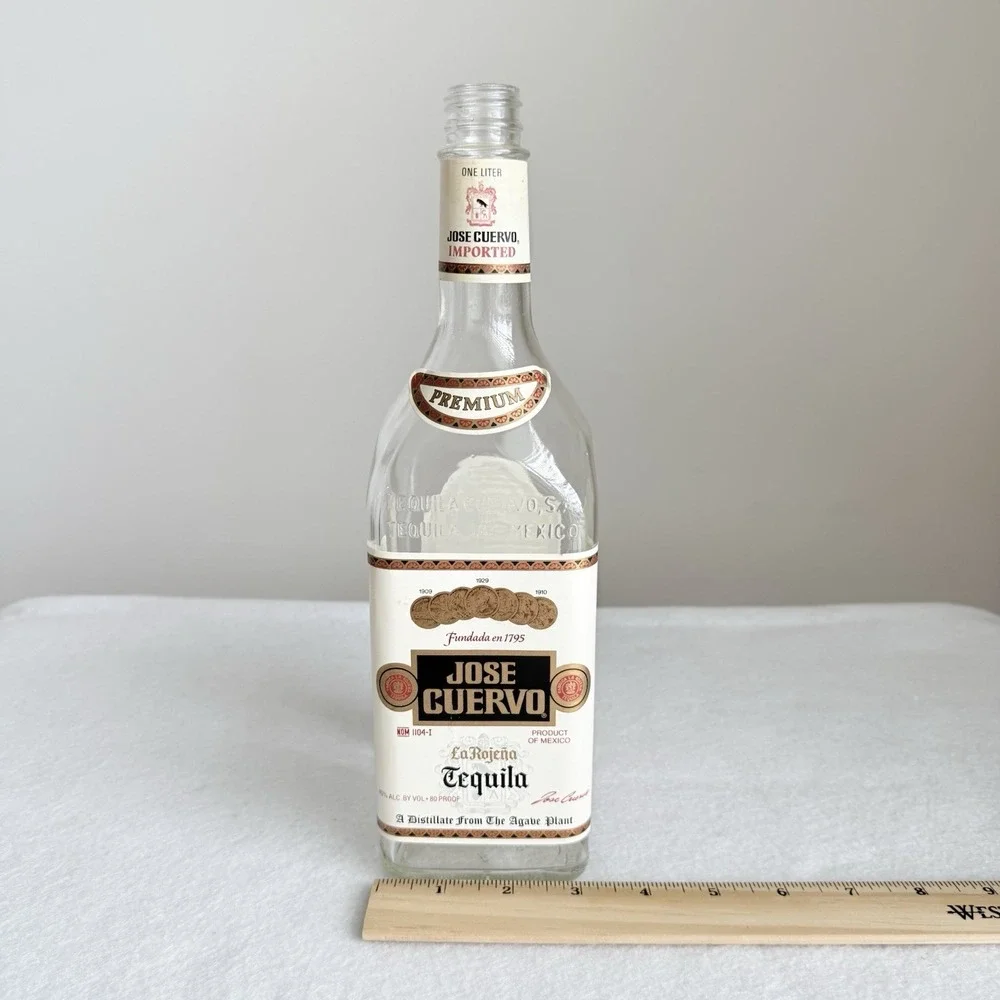 Jose Cuervo Imported Premium Tequila Empty 1 Liter Glass Bottle Mexico Bar Decor